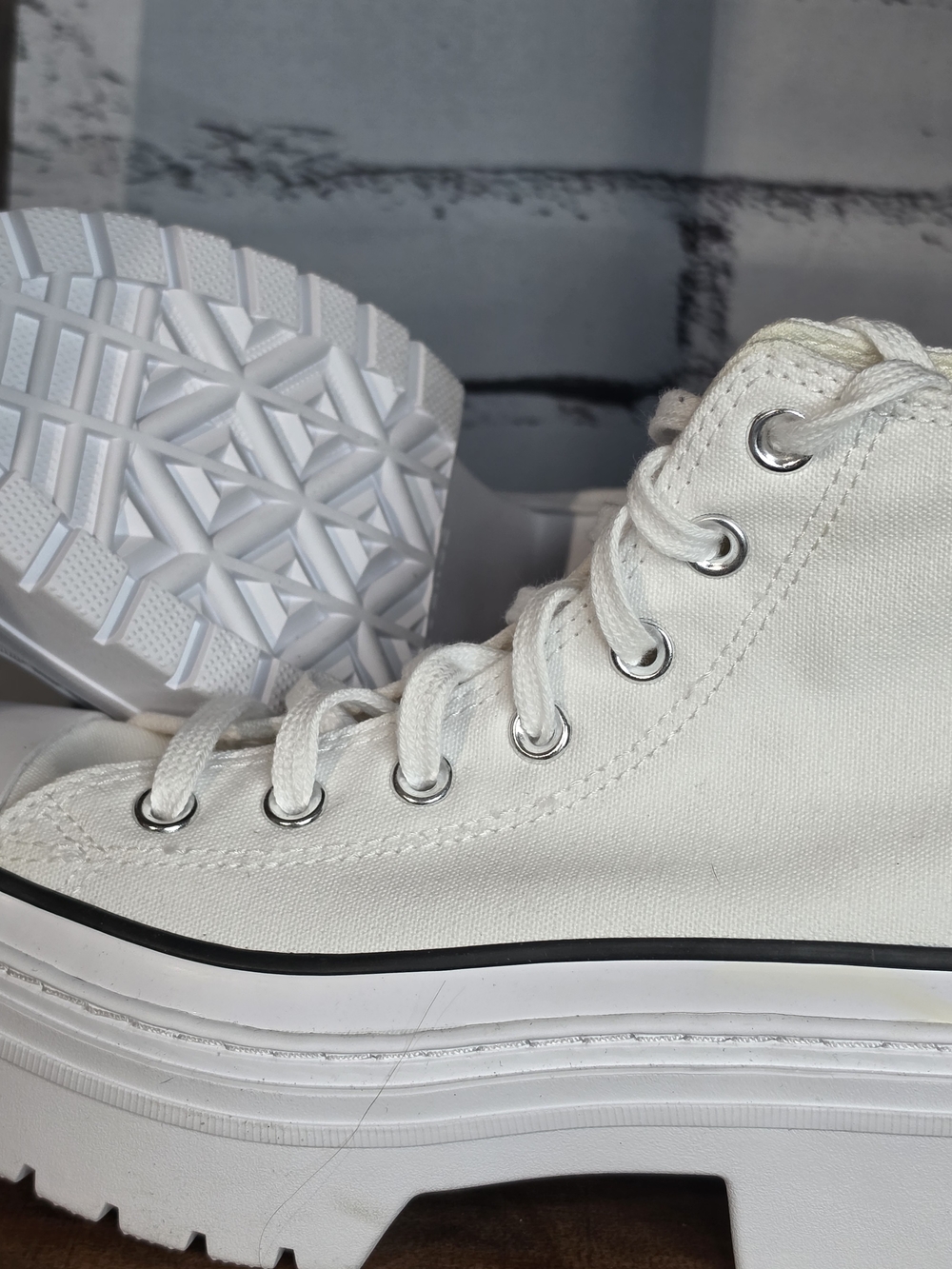 Converse Chuck Taylor All Star High Platform Women's 7.5 White - Picture 12 of 16
